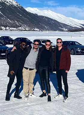 Teamfoto von Winterfahrtraining, der hashcap Firmenausflug